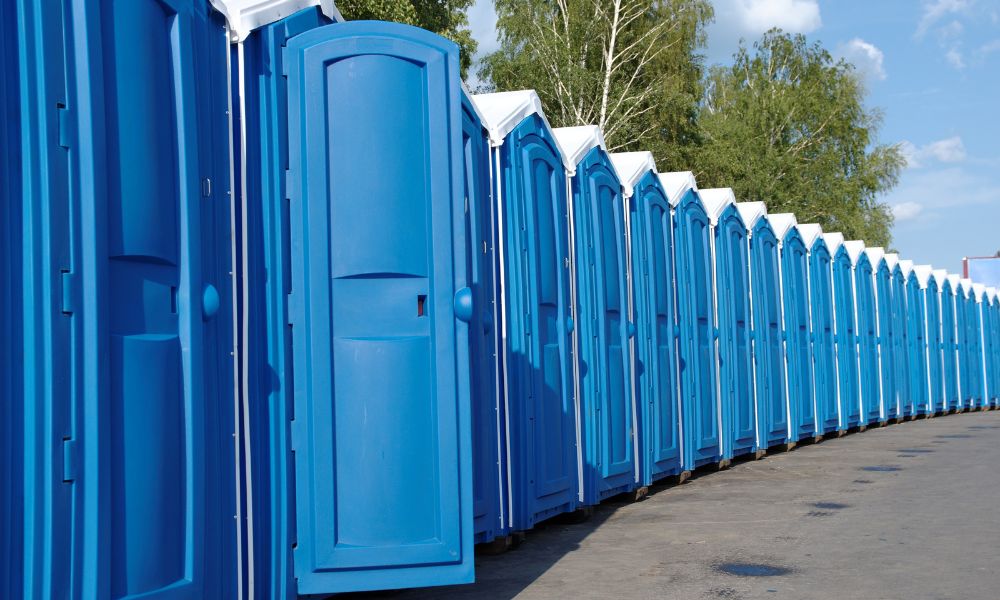 How Do Maintenance Crews Handle Porta Potty Cleaning?