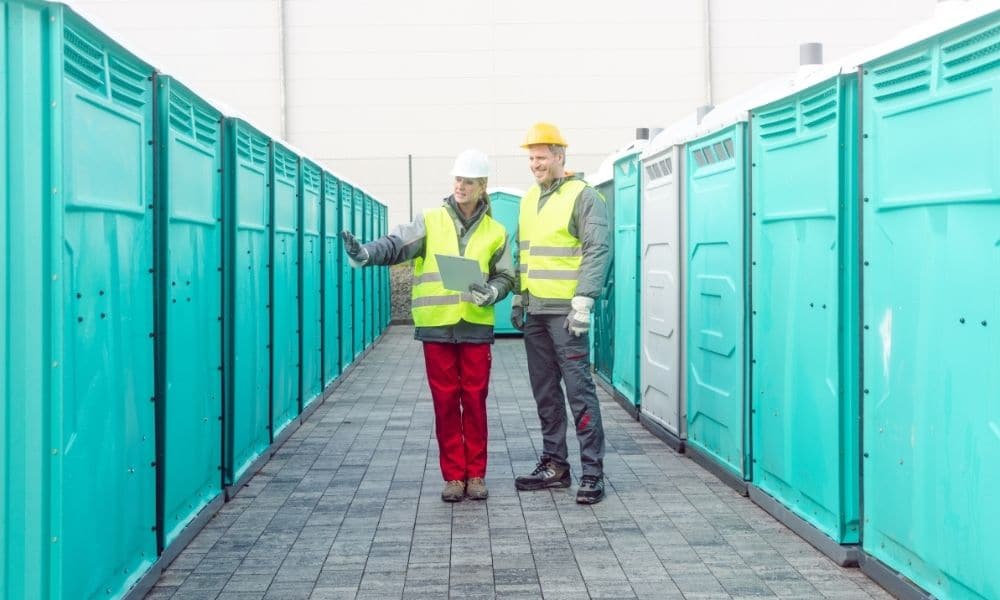 5 Things Everyone Should Know About Using Holding Tanks