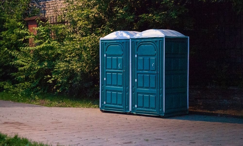 Dos and Don’ts When Placing Portable Toilets